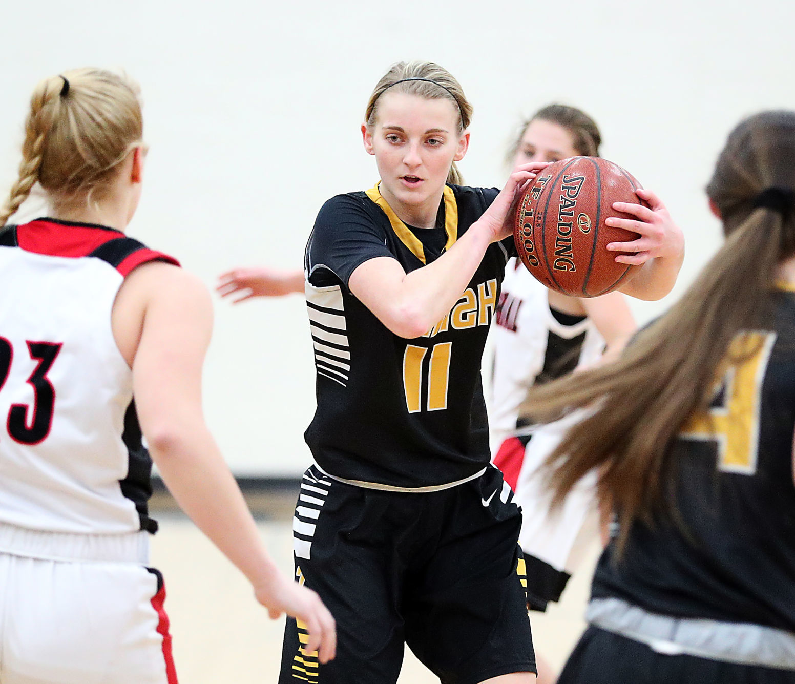 Dec 7: La Crosse Central vs Tomah